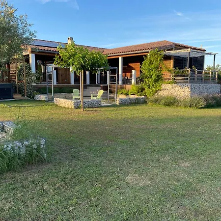 De Standing Avec Piscine Et Jacuzzi * La Bruguiere